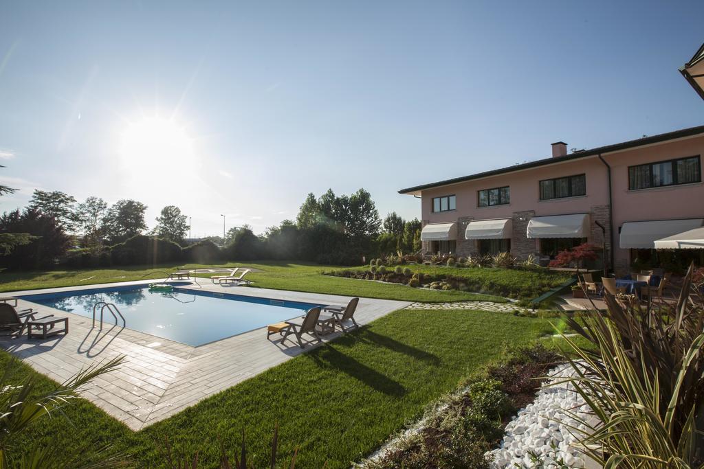 Hotel Al Ponte Gradisca d'Isonzo Bagian luar foto